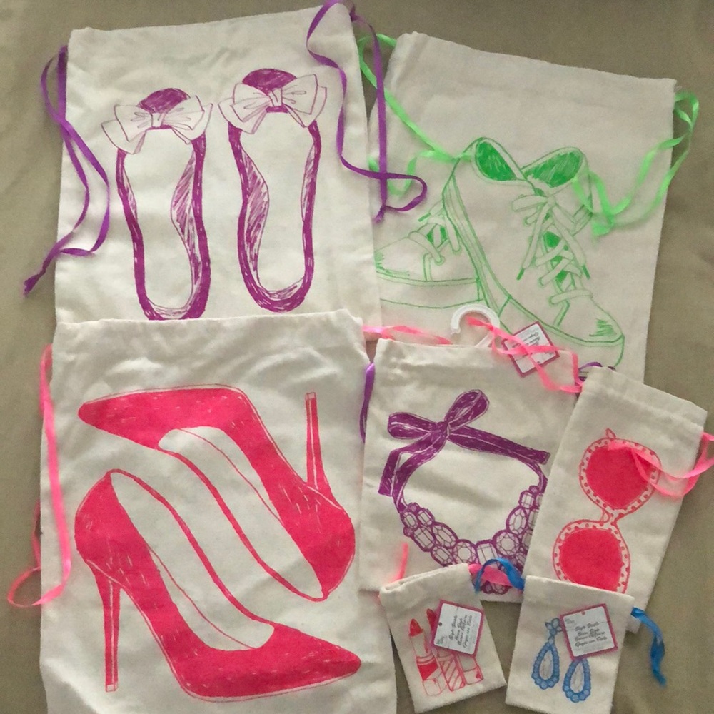 Set of 7 drawstring canvas storage travel bags for shoes, makeup & accessories
